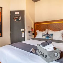 Delta by Nomadier | Private Bedroom + Rooftop Terrace in Condesa