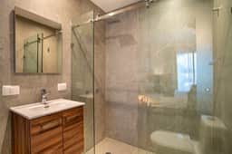 Beta by Nomadier | Private Bedroom + Rooftop Terrace in Condesa - Image 4