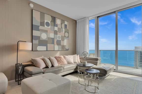 5 ★ PH BREATHTAKING Ocean View Brand New 2BR/BTH - Image 1