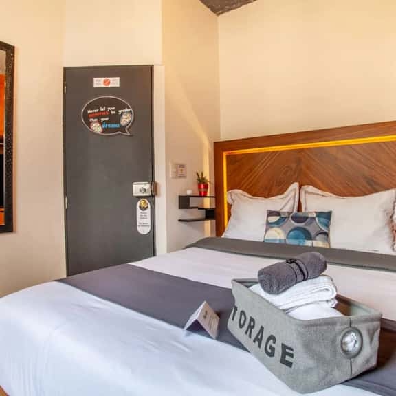 Delta by Nomadier | Private Bedroom + Rooftop Terrace in Condesa - Image 1