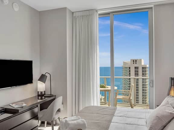 5 ★ PH BREATHTAKING Ocean View Brand New 2BR/BTH - Image 5