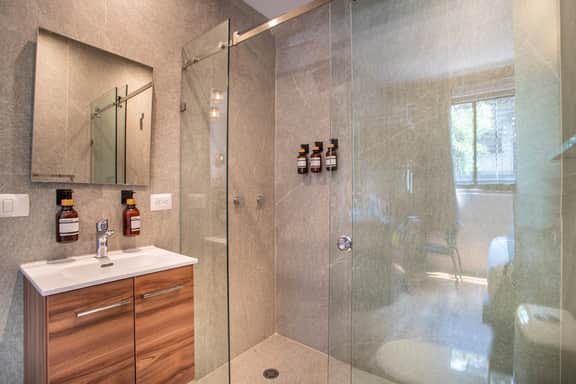 Alpha by Nomadier | Private Bedroom + Rooftop Terrace in Condesa - Image 4