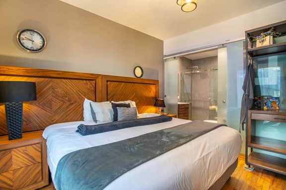 Beta by Nomadier | Private Bedroom + Rooftop Terrace in Condesa - Image 3