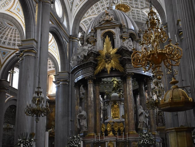 Puebla Walking Tour with Local Tastings