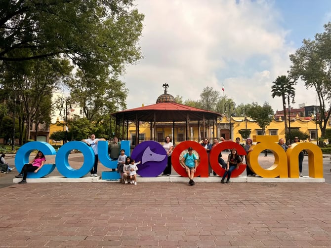 Private Coyoacán, Estadio Azteca & Xochimilco Tour