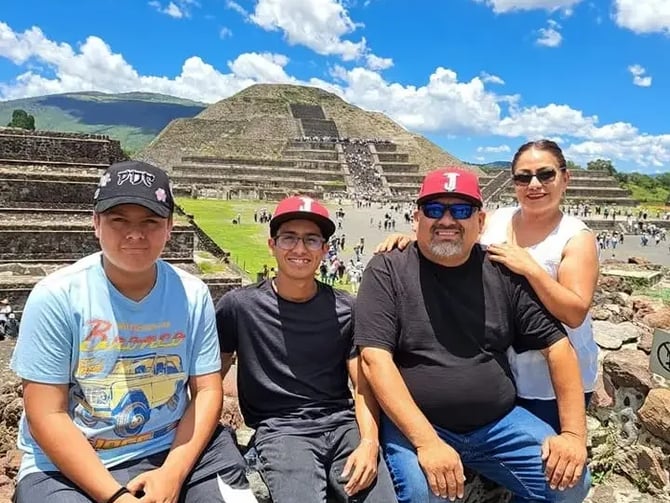 Teotihuacan & Basilica de Guadalupe Private Tour